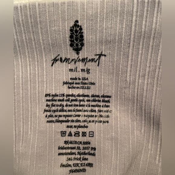 NWOT FP Movement, Good Karma Legging, Ice Gray, M/L - Picture 5 of 5